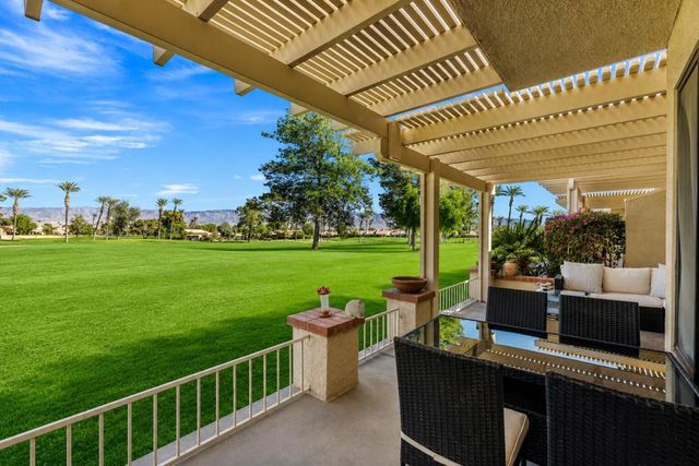 77116 Pauma Valley Way, Palm Desert, CA 92211