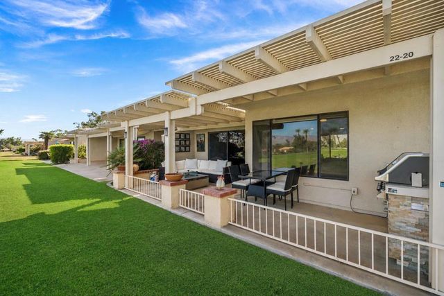 77116 Pauma Valley Way, Palm Desert, CA 92211