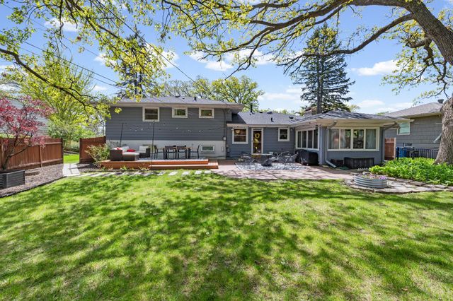 5320 Maddox Lane, Edina, MN 55436