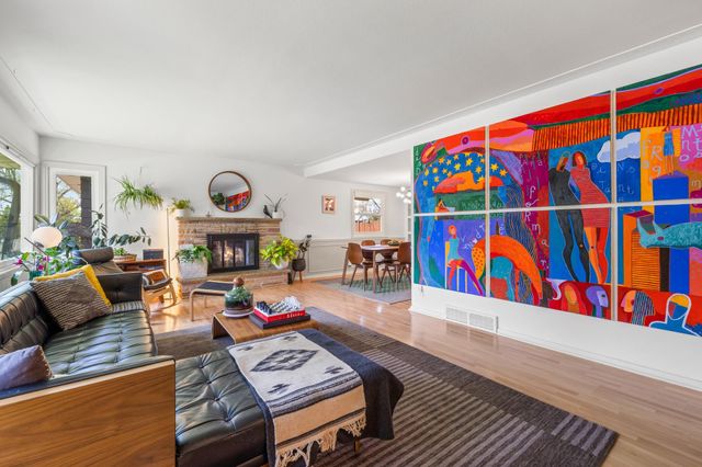 5320 Maddox Lane, Edina, MN 55436