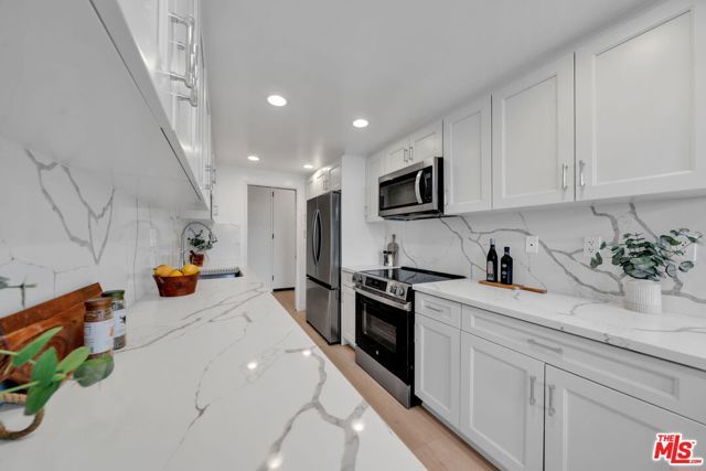 900 Euclid Street 307, Santa Monica, CA 90403