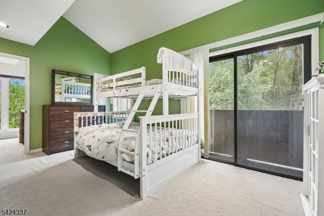 106 Stephanie Dr, North Caldwell Boro, NJ 07006