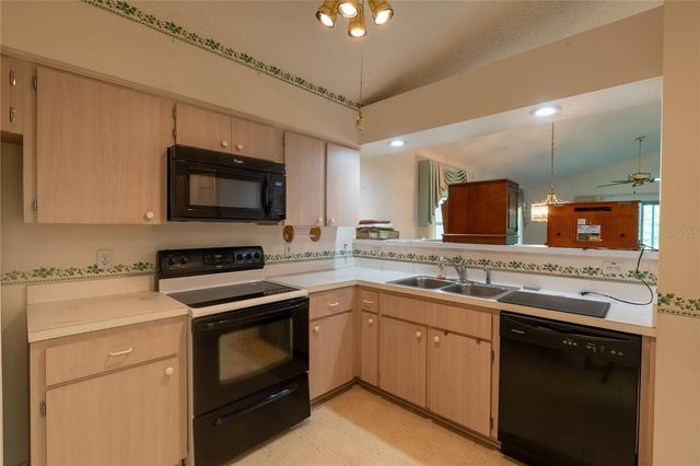 1913 NW 50TH CIRCLE, Ocala, FL 34482