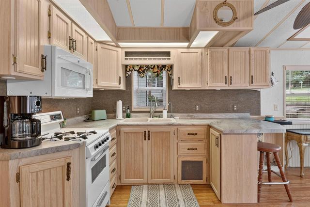 470 Skyline Drive, Edgerton, WI 53534