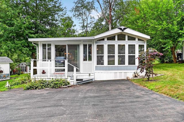 470 Skyline Drive, Edgerton, WI 53534