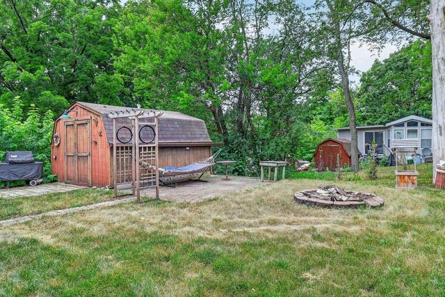 470 Skyline Drive, Edgerton, WI 53534