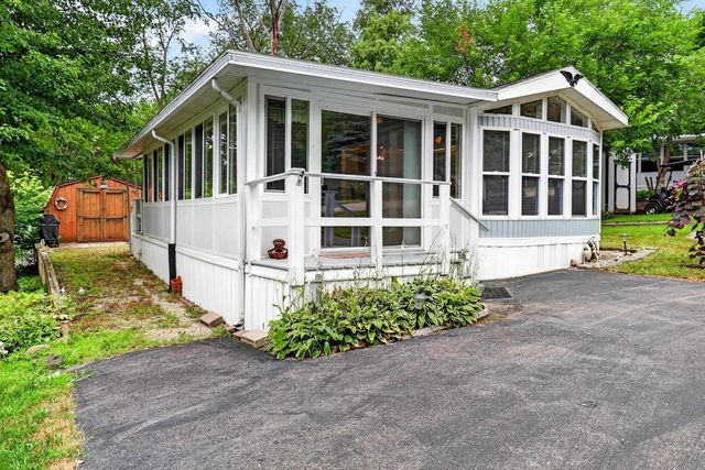 470 Skyline Drive, Edgerton, WI 53534