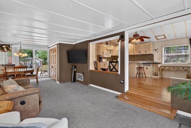 470 Skyline Drive, Edgerton, WI 53534