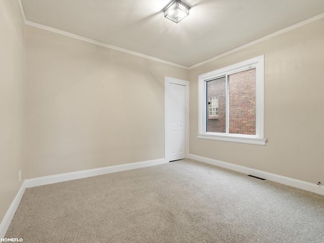 6145 YORKSHIRE Road, Detroit, MI 48224