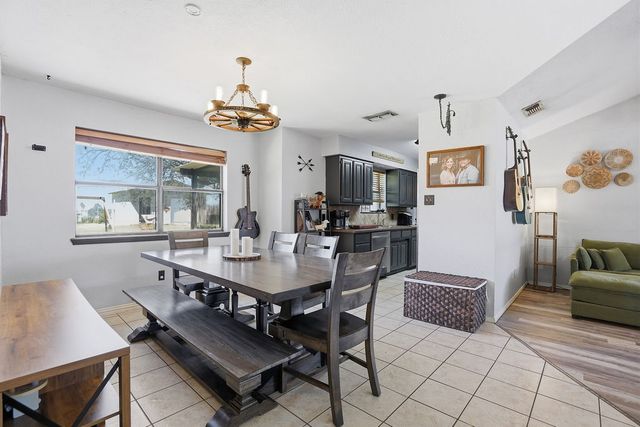 4041 Country Meadows Circle, Granbury, TX 76049