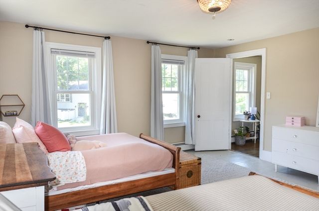 22 Harris St, Clinton, MA 01510