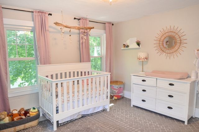 22 Harris St, Clinton, MA 01510