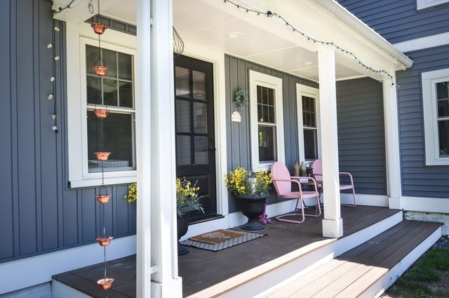 22 Harris St, Clinton, MA 01510