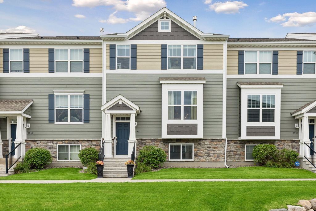 6957 W Locke Pointe Drive NE, Fridley, MN 55432 — photo 3