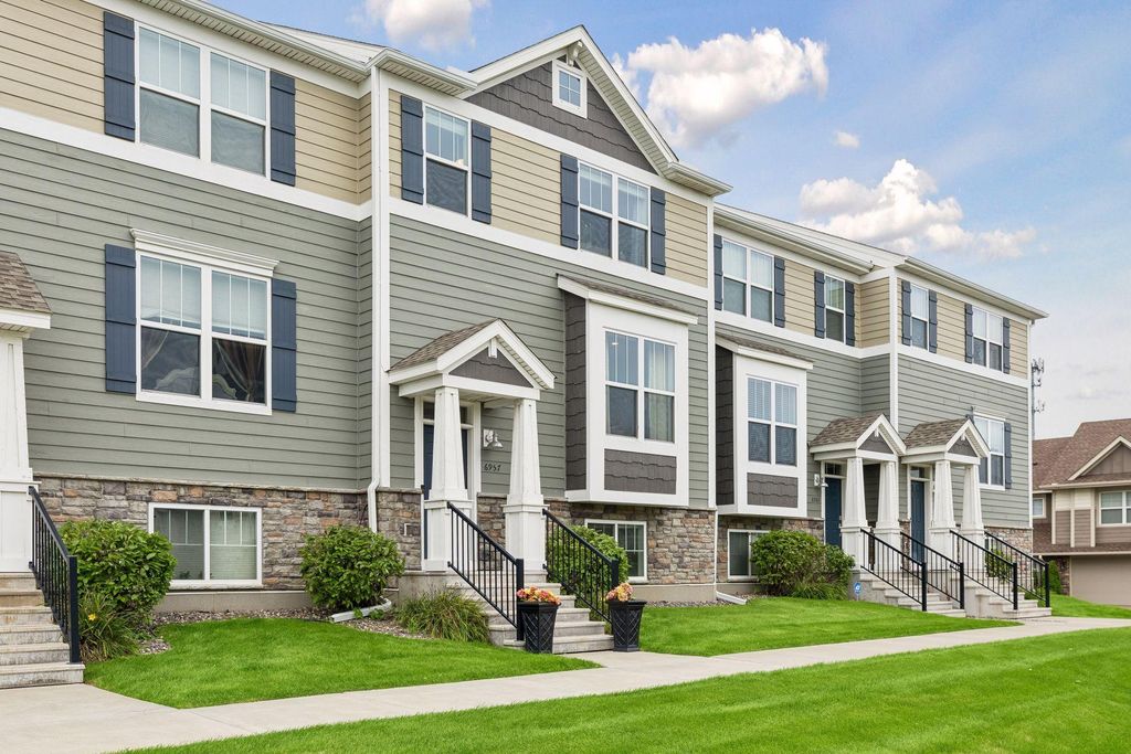 6957 W Locke Pointe Drive NE, Fridley, MN 55432 — photo 5