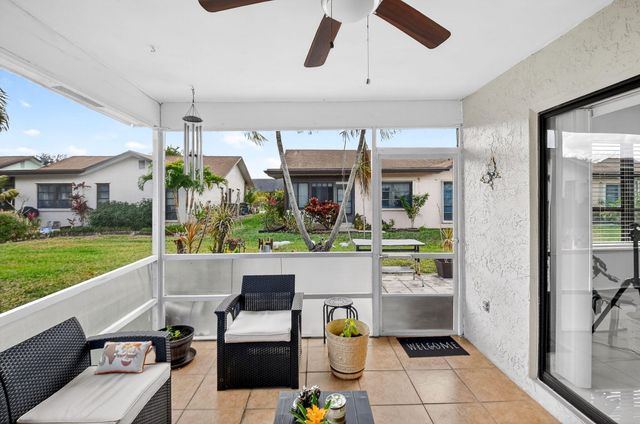 6306 White Sabal Palm Lane, Greenacres, FL 33463