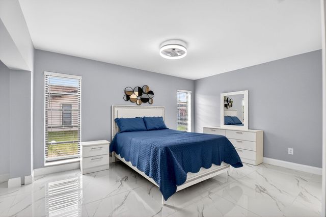 6306 White Sabal Palm Lane, Greenacres, FL 33463