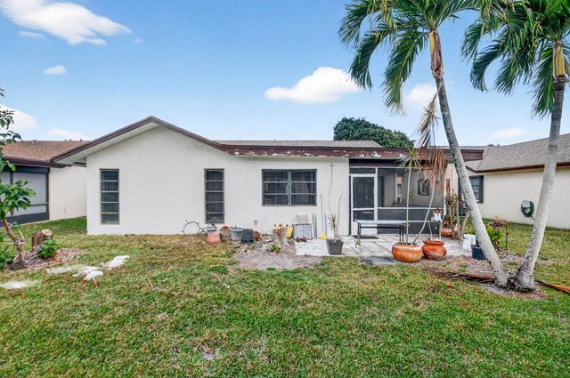 6306 White Sabal Palm Lane, Greenacres, FL 33463