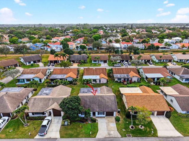 6306 White Sabal Palm Lane, Greenacres, FL 33463