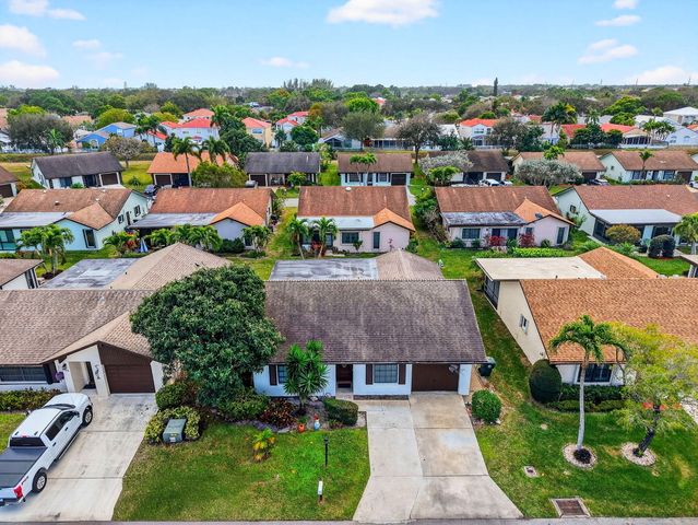 6306 White Sabal Palm Lane, Greenacres, FL 33463