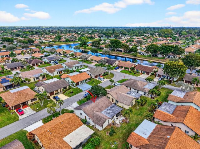 6306 White Sabal Palm Lane, Greenacres, FL 33463