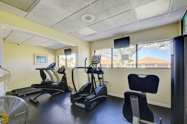 6306 White Sabal Palm Lane, Greenacres, FL 33463