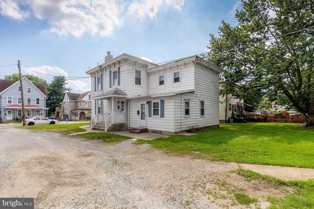 18 MAIN ST, Pennsville, NJ 08070