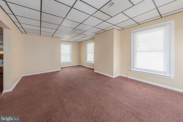 18 MAIN ST, Pennsville, NJ 08070