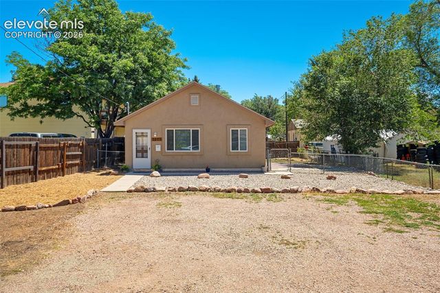 3025 Grandview Street, Colorado Springs, CO 80907