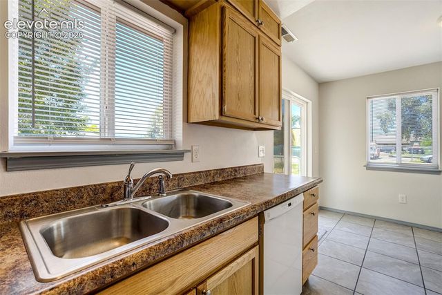 3025 Grandview Street, Colorado Springs, CO 80907