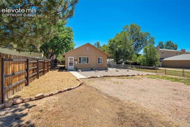 3025 Grandview Street, Colorado Springs, CO 80907