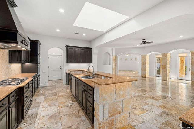 32 Worthsham, San Antonio, TX 78257