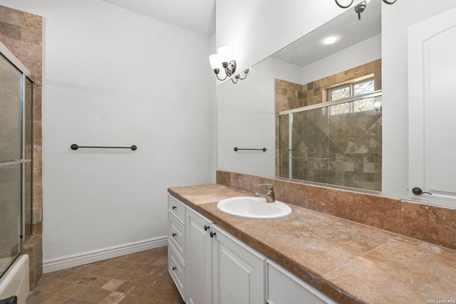 32 Worthsham, San Antonio, TX 78257