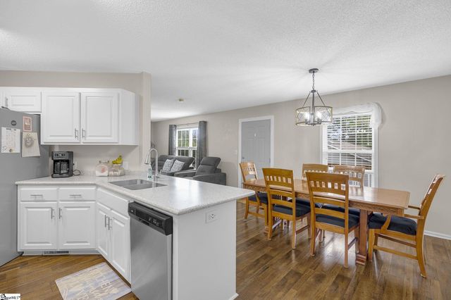217 Lakewood Drive, Pickens, SC 29671