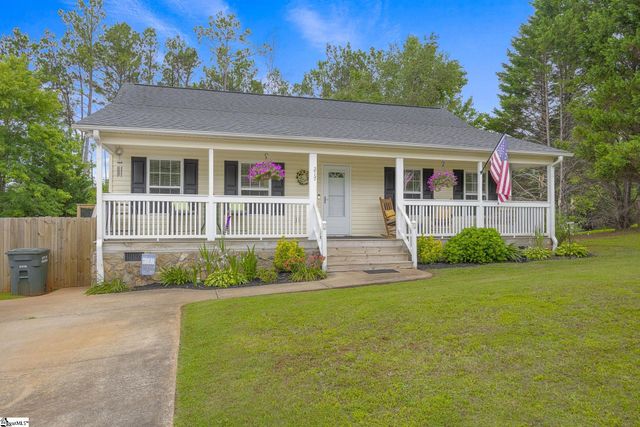 217 Lakewood Drive, Pickens, SC 29671