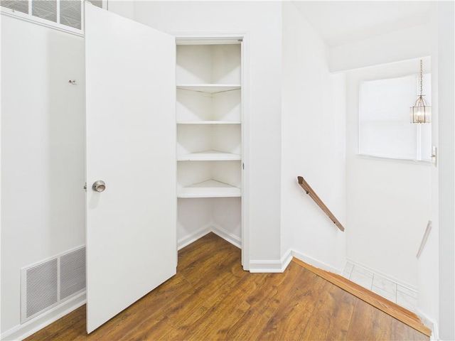1111 Cannongate Crossing SW, Marietta, GA 30064