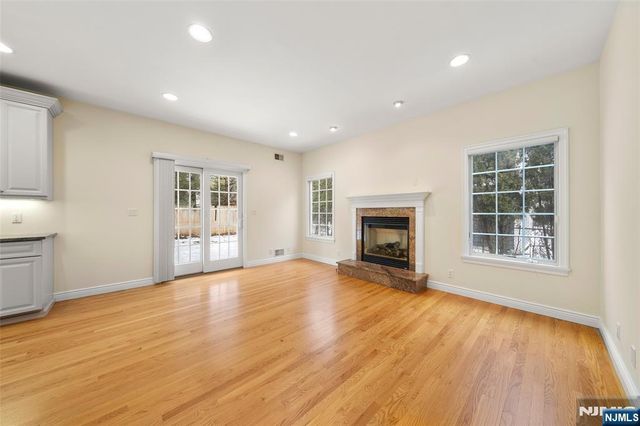137 6th Street, Cresskill, NJ 07626