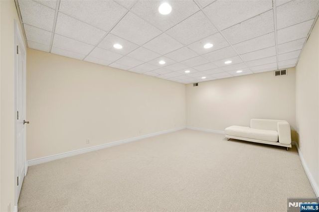 137 6th Street, Cresskill, NJ 07626