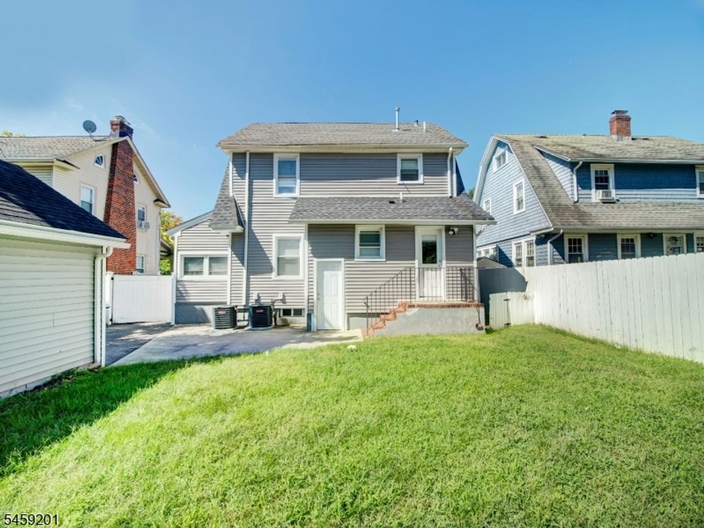 1213 Grant Ave, Plainfield City, NJ 07060 — photo 3