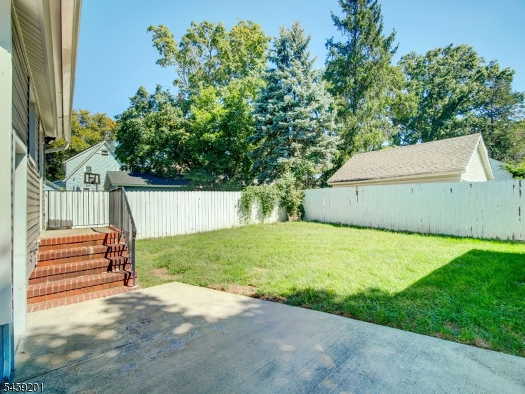 1213 Grant Ave, Plainfield City, NJ 07060 — photo 5
