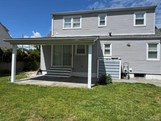 277 Jackson Avenue, Syosset, NY 11791