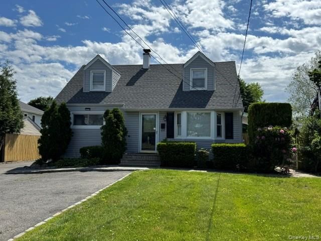 277 Jackson Avenue, Syosset, NY 11791