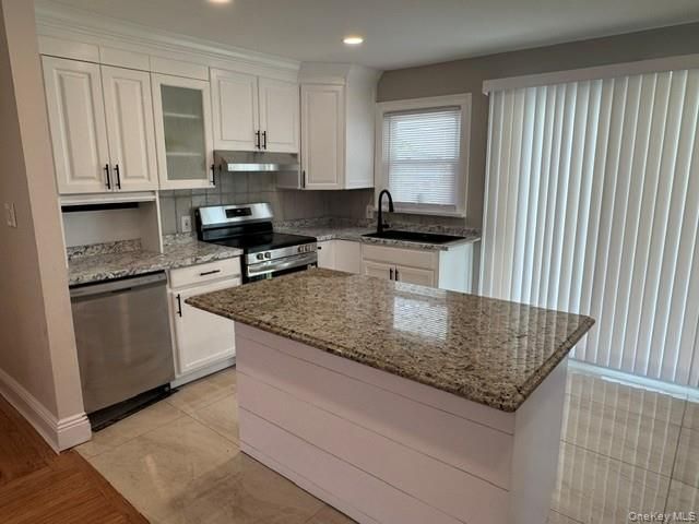 277 Jackson Avenue, Syosset, NY 11791