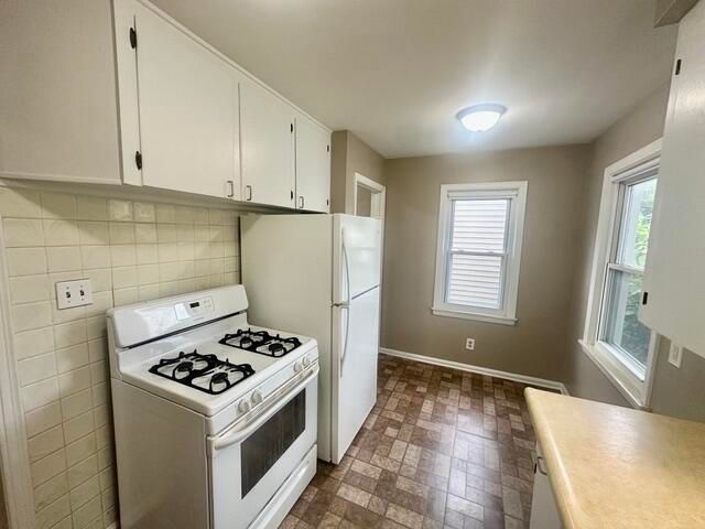 22058 Lambrecht Avenue, Eastpointe, MI 48021