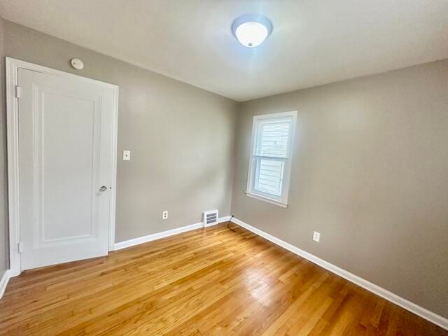 22058 Lambrecht Avenue, Eastpointe, MI 48021
