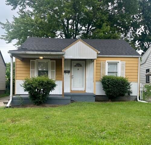 22058 Lambrecht Avenue, Eastpointe, MI 48021
