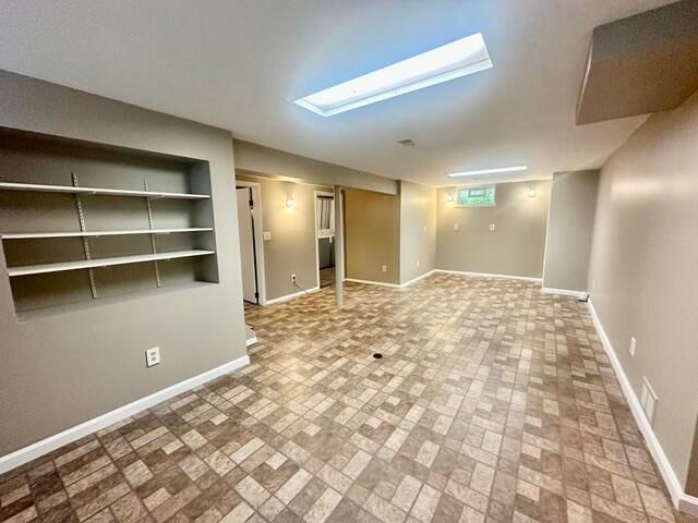 22058 Lambrecht Avenue, Eastpointe, MI 48021