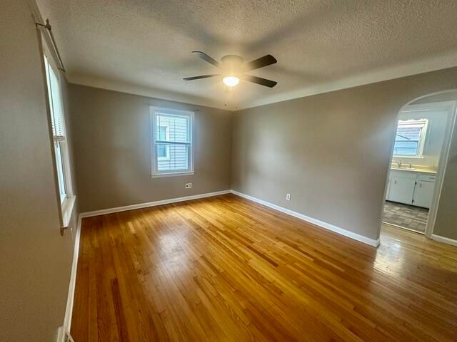 22058 Lambrecht Avenue, Eastpointe, MI 48021