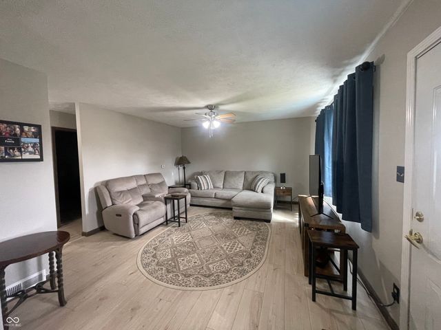 2821 Fenley Street, Kokomo, IN 46901