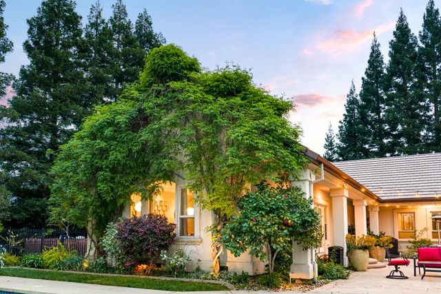 5052 Eureka Rd, Granite Bay, CA 95746